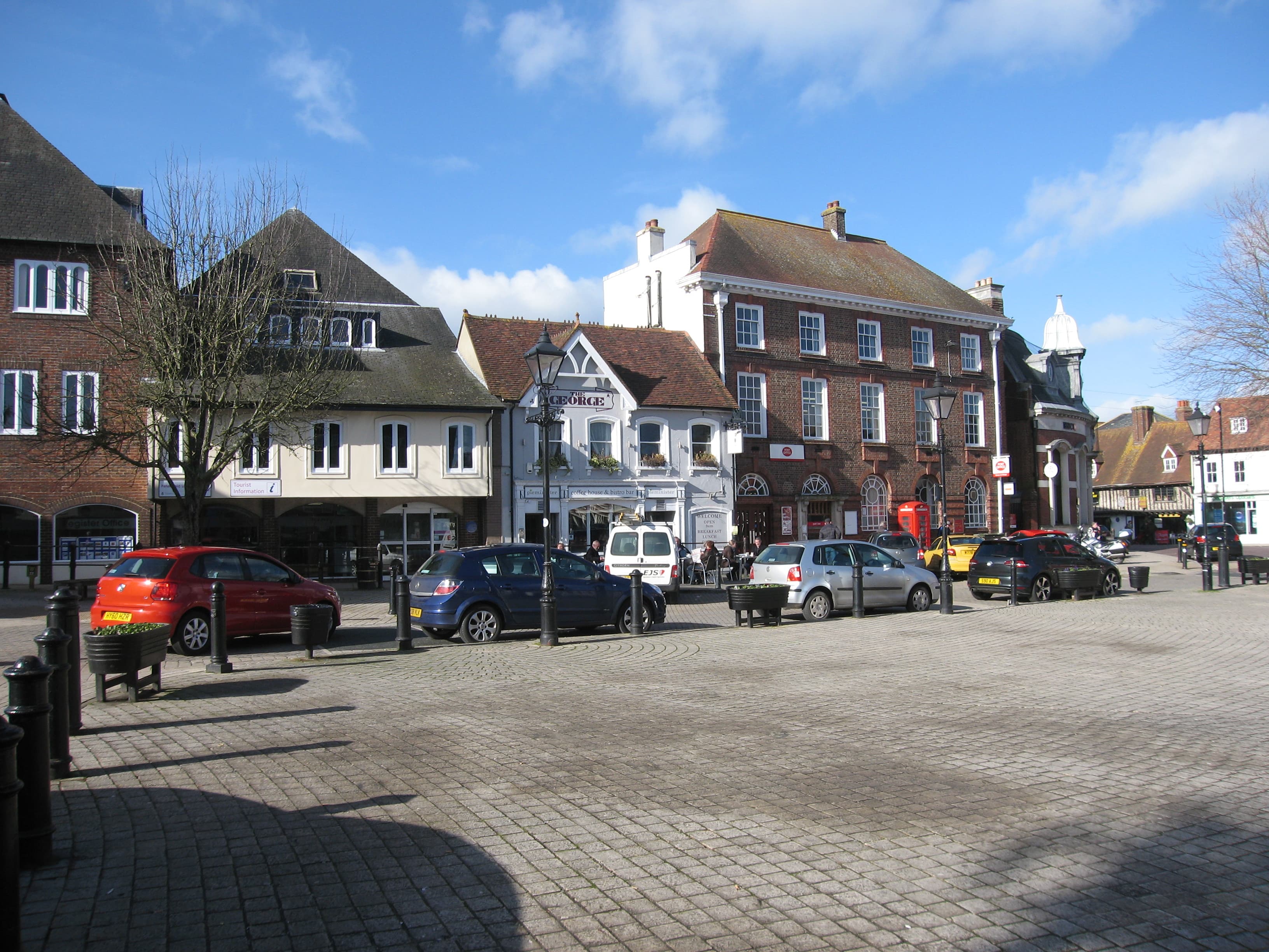 The Square, Petersfield town centre