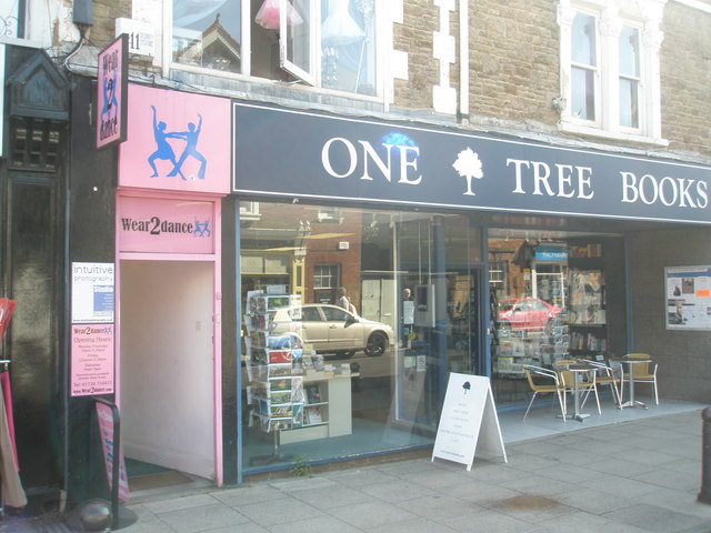 One Tree Books shopfront on Lavant Street, photographed in 2008